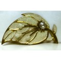 Vintage soft metal gold colored Leaf Brooch with glitter. 60 mm long.