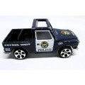 Vintage Die Cast Police Truck.  Realtoy car Made in China, 1/64