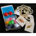 Lot of various vintage costume jewelry, from 50`s. Still with original packaging. No.1