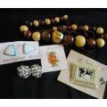 Lot of various vintage costume jewelry, from 50`s. Still with original packaging. No.5
