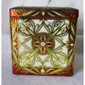 Vintage Collectible Daher Tin Made in England Hinged Lid. 10x10x10cm.