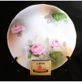 Vintage / Antique Wilkenson England Dessert Plate Gold Rm ROSES 170mm diameter.