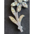 Vintage Flower Crystal Brooch - as per photograph