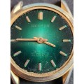 Vintage Geneva Duluxe 17 Jewels Antimagnetic Waterproof Wrist Watch (not working) - as per photograp