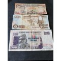 3 x Africa Notes, Swaziland 2 Emalangeni, Zambia 500 Kwacha and Zimbabwe 100 Dollars - as per photo