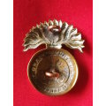 GREAT BRITAIN - NORTHUMBERLAND FUSILIERS  BRASS CAP BADGE - AS WORN WW1  (V102)