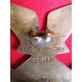 RHODESIA - SELOUS SCOUTS  OFFICERS SILVER  BERET BADGE - SEE MORE COMMENT BELOW  (V161)