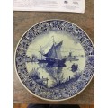 Beautiful large Delft plate