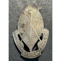 Rhodesia - African Rifles Cap Badge ( Damaged )
