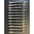 12 x plated silver cake forks