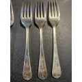 Argyle plated silver forks x 12