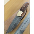 Handmade DAMASCUS Steel Knife, Wooden handle. Crazy R1 start, No reserve.