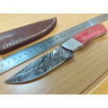 Handmade DAMASCUS Steel Knife, Camel Bone handle. Crazy R1 start, No reserve.