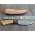 Handmade DAMASCUS Steel Hunting Knife with Wooden handle scale.  GREAT GIFT !!!!!!