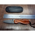 Damascus VG-10 Stainless Steel folding knife, RAZOR Sharp, New Stock, High Quality, Rosewood handle.