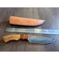 Handmade Damascus steel HUNTING  knife with WOODEN handle scales.  NEW STOCK !!