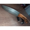 Handmade Damascus steel HUNTING Knife with Wooden handle scales. Free Bracelet, Free leather sheath.