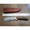 Handmade Damascus steel HUNTING Knife with Epoxy Resin handle scales, Crazy R1 start.