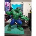 30 cm Hulk sculpture