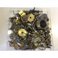 Assortment of old clock parts - 1kg - lot 2