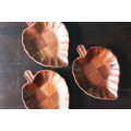 Set of 3 Vintage Wooden Leaf Shaped Plates (13 x 15cm each)