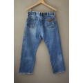 Vintage Mens Wrangler Jeans (Size 34)