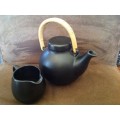 Arabia FInland. Tea pot and milk jug.