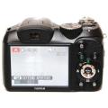 Fujifilm Finepix S1800 - 12MP - 18X zoom