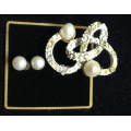 Brooch+Earrings *FRESH WATER PEARLS small crystals Cross over design -Silver Tone metal