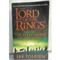 Book Lord of the Rings -fellowship of the rings -JRR Tolkien - this film tie-in edition 2001