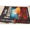 Book USED  - Hell Gate Linda Fairstein this edition Published 2010