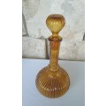 GLASS DECANTER WITH STOPPER