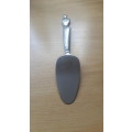 Collectible Carol Boyes cake lifter pewter handle with stainless steel spatula