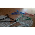 20 Wire Hangers R1 start bid