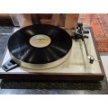 Luxman PD264 Auto Lift-Up Direct Drive Turntable with Goldring 1040 High-End Cartridge