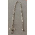 Sterling Silver Necklace with Cross Pendant. 8.4g.60cm.