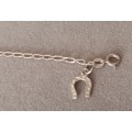 Sterling Silver Charm Bracelet. 3.1g. 18cm.