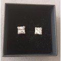 Dazzling Sterling Silver Square Stud Earrings. 1.8g. 10x10mm.