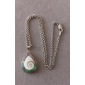 Sterling Silver Reversable Necklace with Abalone, Shell & Mother of Pearl Pendant. 15g. 45cm.