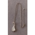 Sterling Silver Necklace with Mother of Pearl Pendant. 3.2g. 40cm plus extender.
