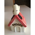 SNOOPY CHARACTER KENNEL CERAMIC MONEY BOX