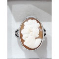 Vintage sterling silver Cameo ring