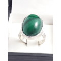 Vintage style sterling silver ring with malachite stone