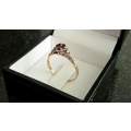 18ct Yellow Gold and Platinum Ring set with one round cut Ruby in claw setting - 2.2gr