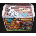 Beeno dog and Nibbles cat biscuit tins