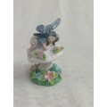 Fairy - Fairy sleeping on a toadstool - Polyresin fairy with beautiful resin wings