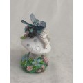 Fairy - Fairy sleeping on a toadstool - Polyresin fairy with beautiful resin wings