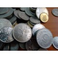 1kg of world coins no SA or Copper coins