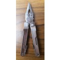 Immaculate condition Leatherman Rebar with sachet... New price over R2000