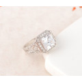 Exquisite Real 18K Platinum Plate Micro Inlay Clear 2ct AAA Cubic Zircon Size 7 in com gift box